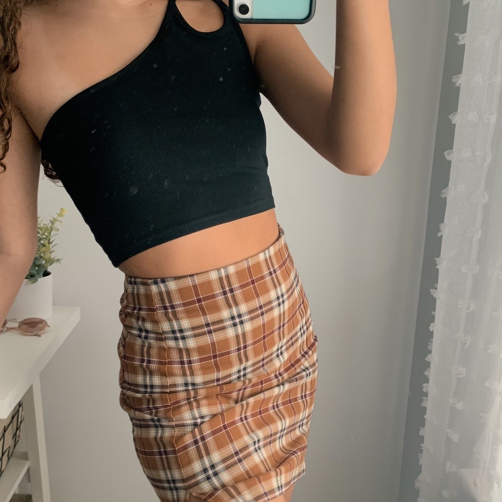brandy melville brown plaid cara skirt